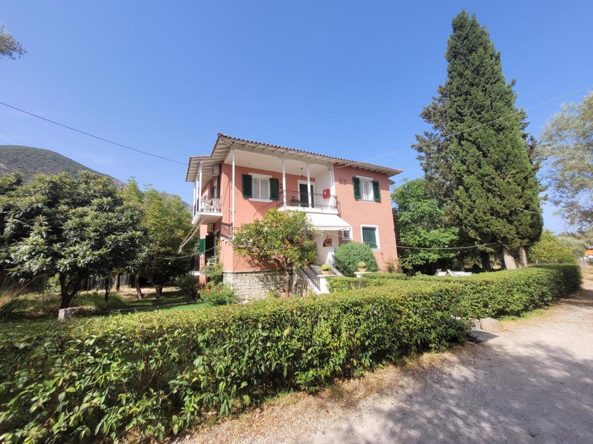 Villa Petros Нідрі Екстер'єр фото